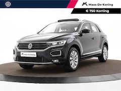 Volkswagen T-Roc - 1.5 TSI 150pk DSG Sport · Panoramadak · Camera · Keyless · Apple/Android Car Play · Naviga