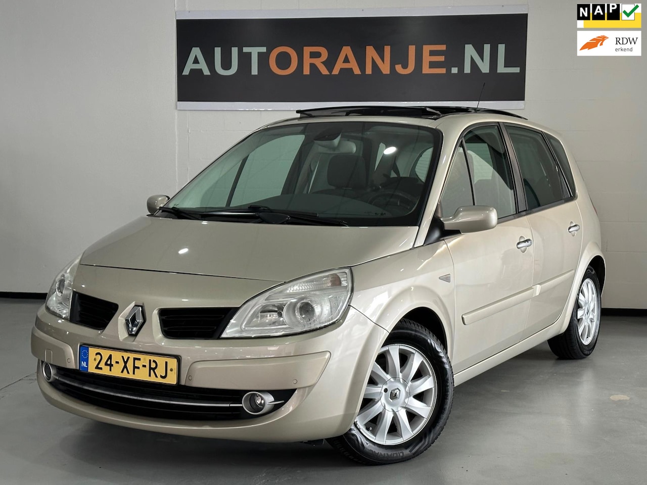 Renault Scénic - 2.0-16V Tech Line/Pano/Navi/Clima/Cruise/NAP!! - AutoWereld.nl