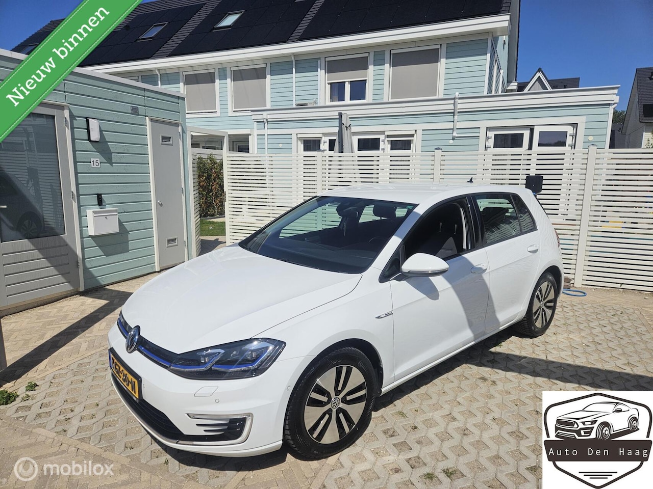 Volkswagen e-Golf - E-DITION Virtual/ACC/Camera/Park Assist - AutoWereld.nl