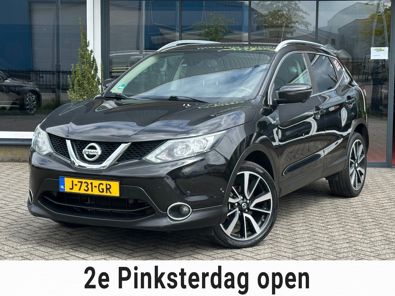 Nissan Qashqai - 1.2 Connect Edition / Pano / Camera / Lane assist - AutoWereld.nl