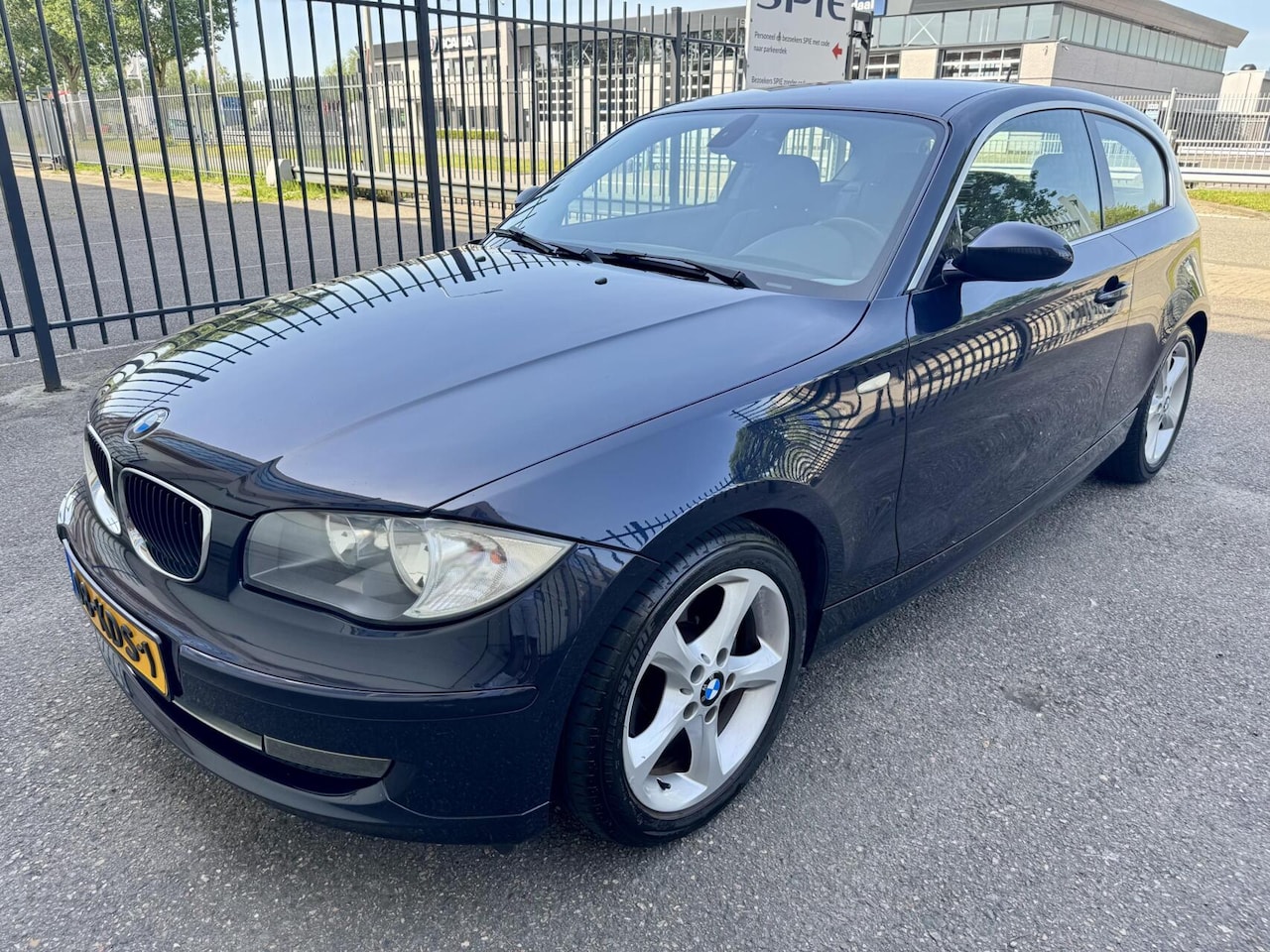 BMW 1-serie - 118i | Sportline - Climate - Cruise - Netjes! - AutoWereld.nl