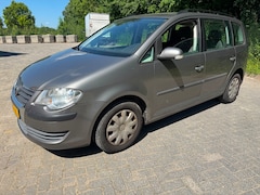Volkswagen Touran - 1.6 Optive I