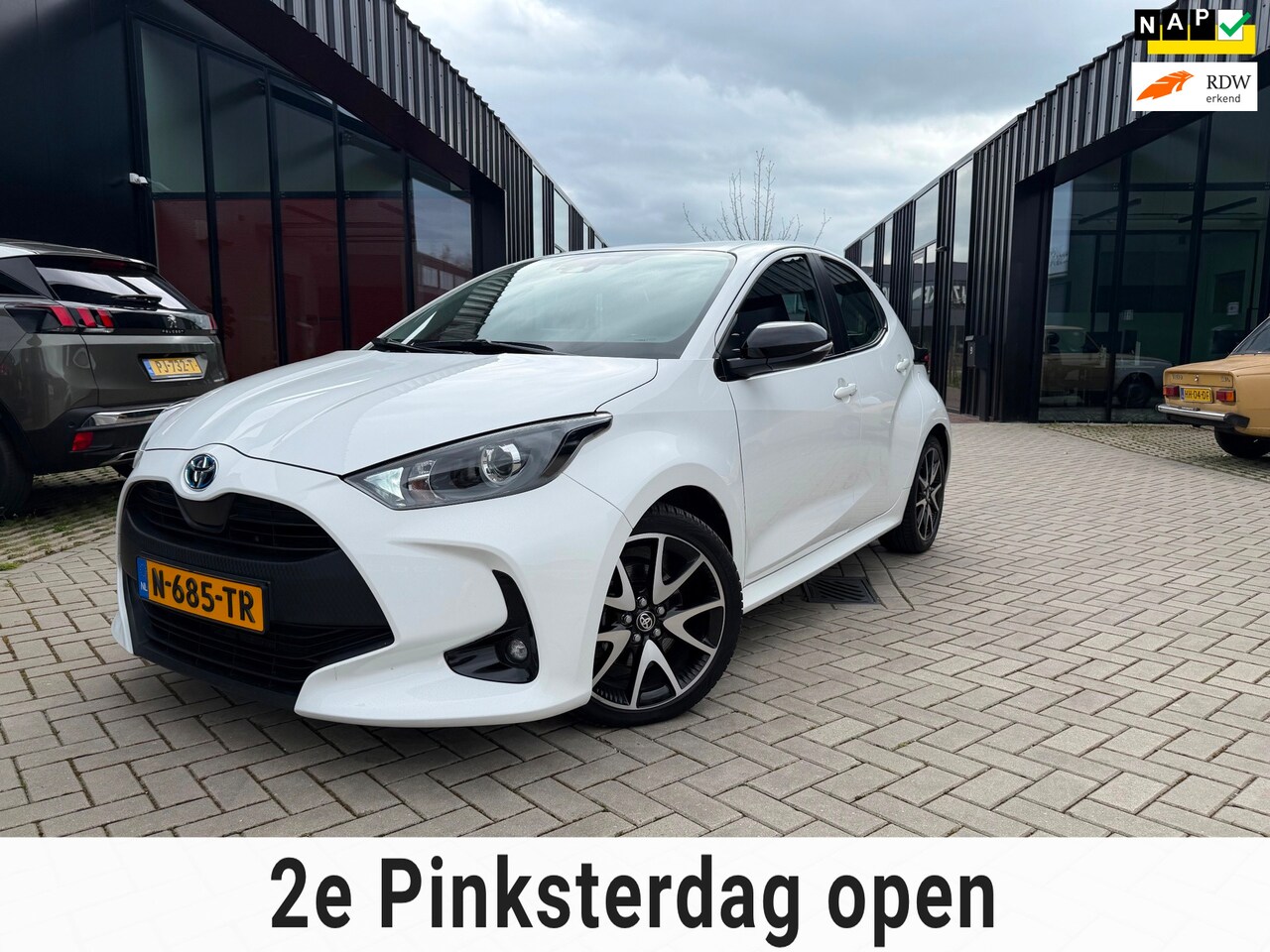 Toyota Yaris - 1.5 Hybrid Active Automaat Clima ACC Lane NL Auto NAP - AutoWereld.nl