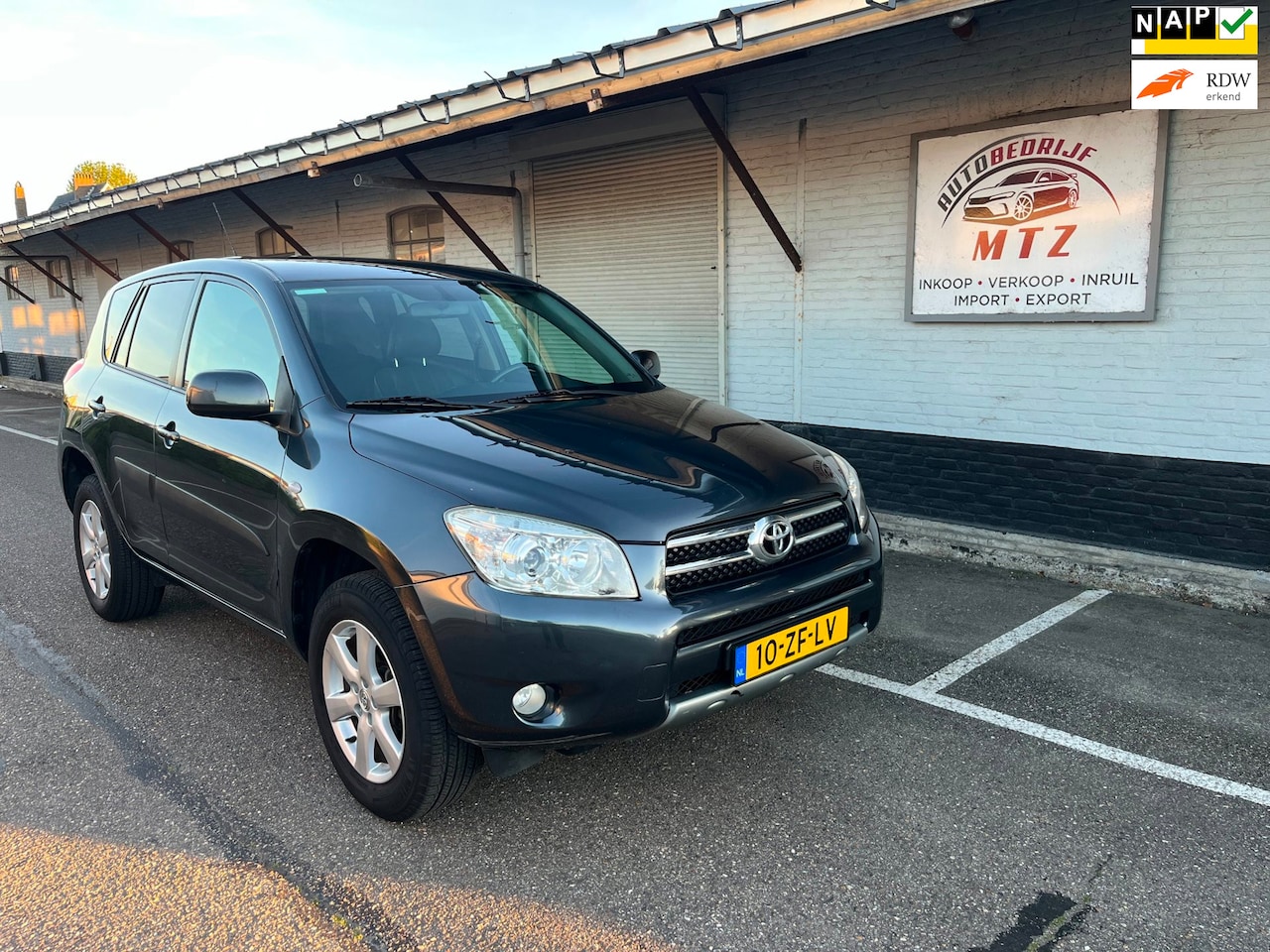 Toyota RAV4 - 2.0 VVTi X-Style| 4WD| AUT.|LEDER|CLIMA - AutoWereld.nl