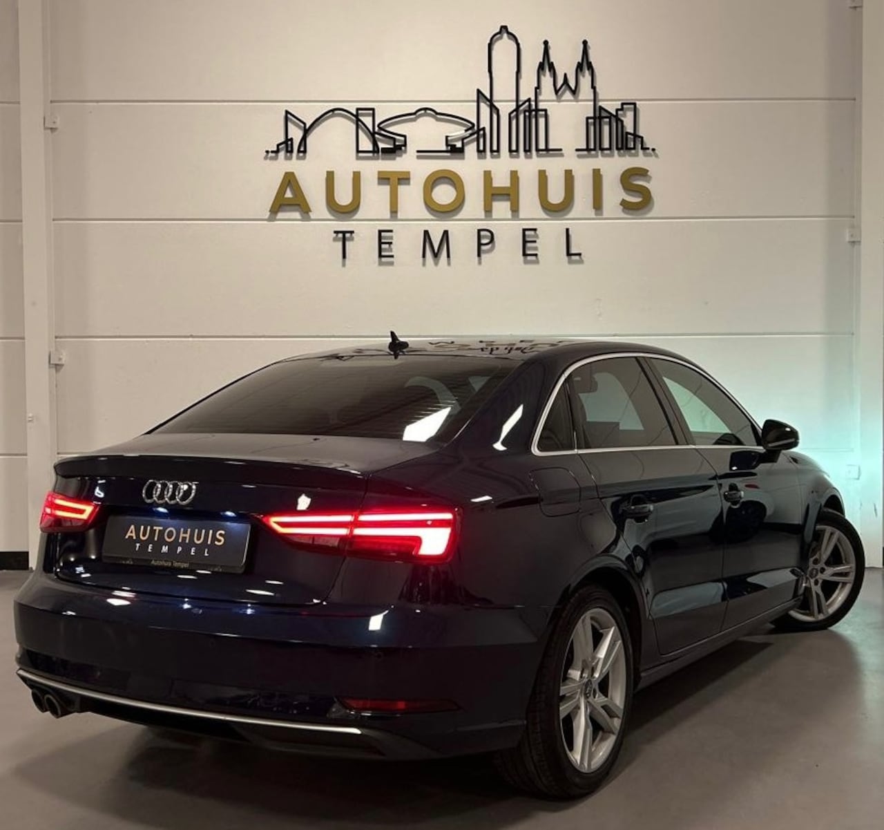 Audi A3 Limousine - 35 TFSI CoD S Line Advance Nap Virtual Airco Climate Led Pdc Cruise - AutoWereld.nl