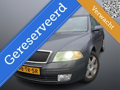 Skoda Octavia Combi - 2.0 FSI Airco Cruise Navvi Nw APK