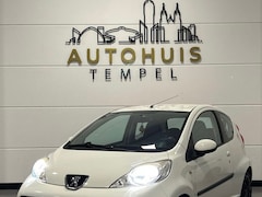 Peugeot 107 - 1.0-12V Urban Move Airco Elektrische Ramen Toerenteller Isofix