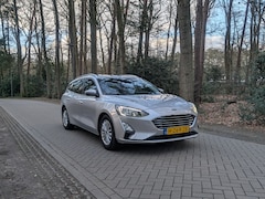 Ford Focus Wagon - 1.0 EcoBoost Titanium Business inclusief trekhaak