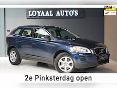 Volvo XC60 - 2.0 T5 Momentum | AUT | CRUISE | TREKHAAK | STOELVERW. | AIRCO | ELEK.RAMEN | APK | NAP