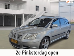 Toyota Avensis Wagon - 2.0 VVTi Executive|AUT|XENON|STOELVERW|TREKHAAK|PSENSOR|CRUISE|AIRCO|3XSLEUTELS