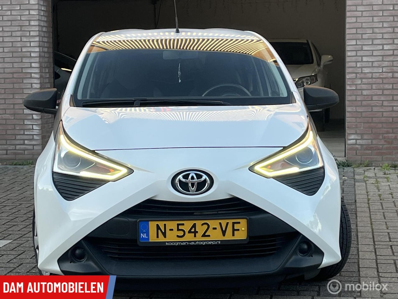 Toyota Aygo X - X-fun 1.0 BJ 2022, 1e eig, Airco, LED, BTW Auto! - AutoWereld.nl