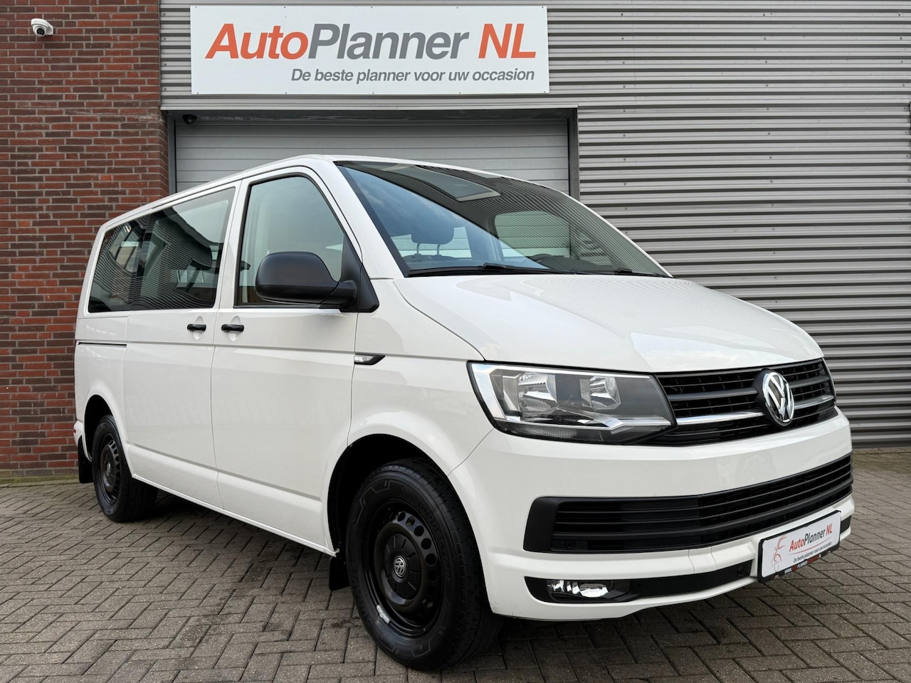 Volkswagen Transporter Multivan - 2.0 TSI! 1e Eigenaar! - AutoWereld.nl
