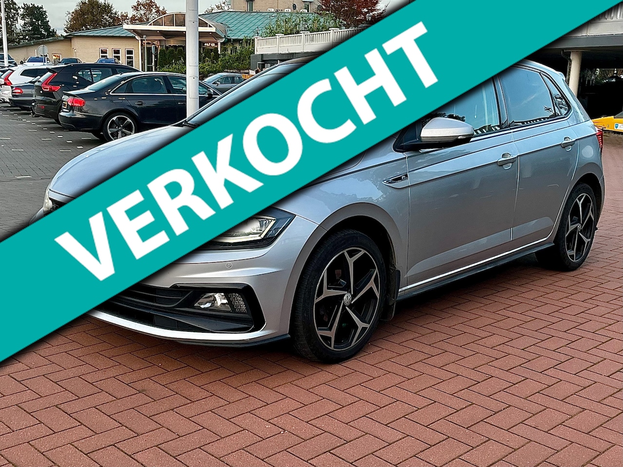 Volkswagen Polo - 1.0 TSI 7-DSG R-line PANO VirtualCockpit LED. - AutoWereld.nl