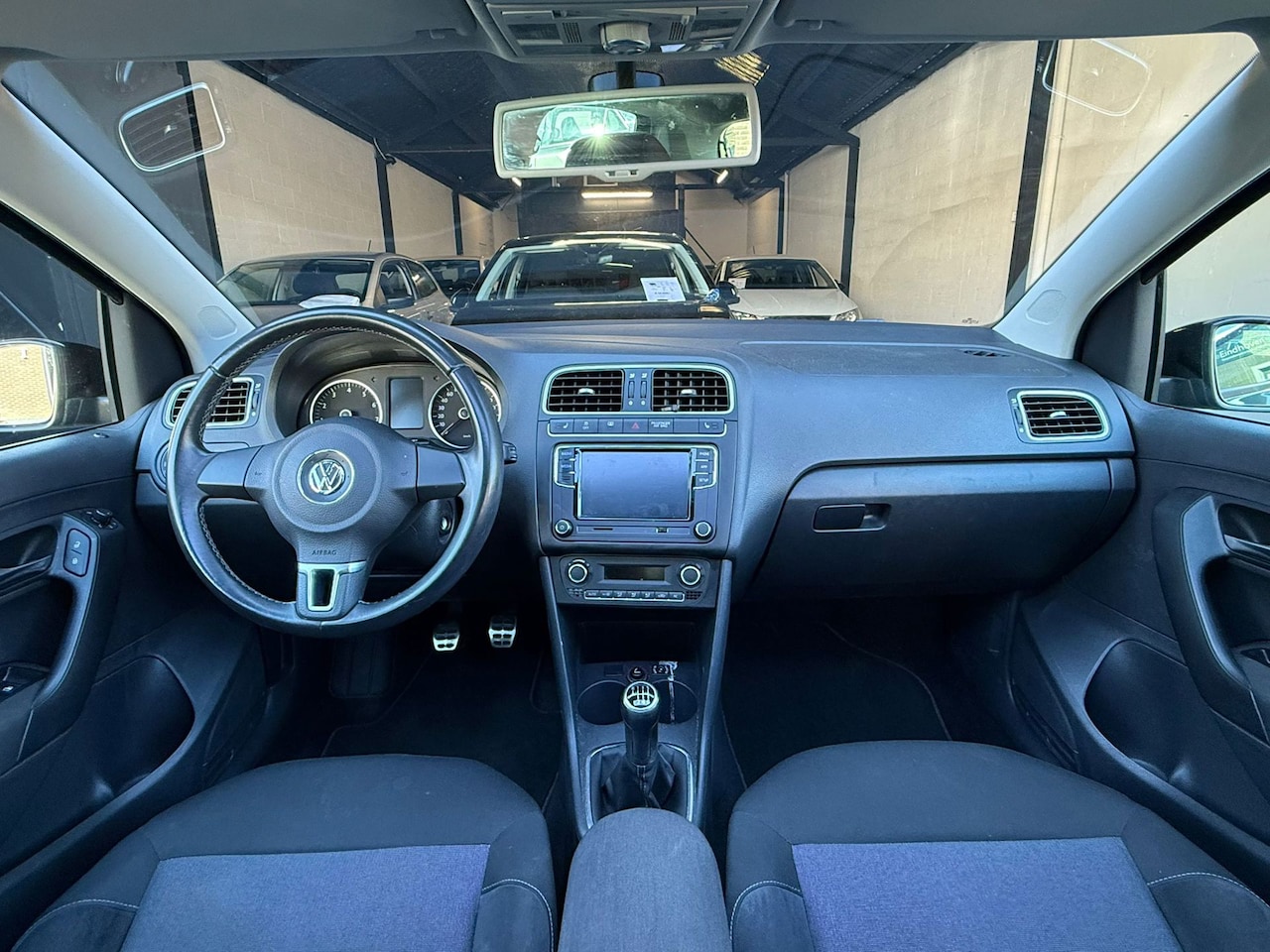 Volkswagen Polo - 1.2 TSI Highline Pano | Stoelverw 2011 - AutoWereld.nl