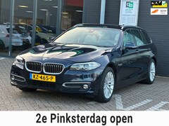 BMW 5-serie Touring - 520i Luxury Edition/2E EIG/CAMERA/PANO-DAK/LEDER/NVAI/NETTE STAAT