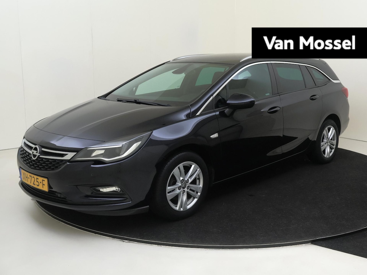 Opel Astra Sports Tourer - 1.4 Online Edition | Navigatie | Cruise Control | Climate Control | Parkeer Camera Achter - AutoWereld.nl