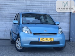Daihatsu Sirion 2 - 1.3-16V Comfort | AIRCO | STAPEL FACTUREN | NAP | 3e EIG