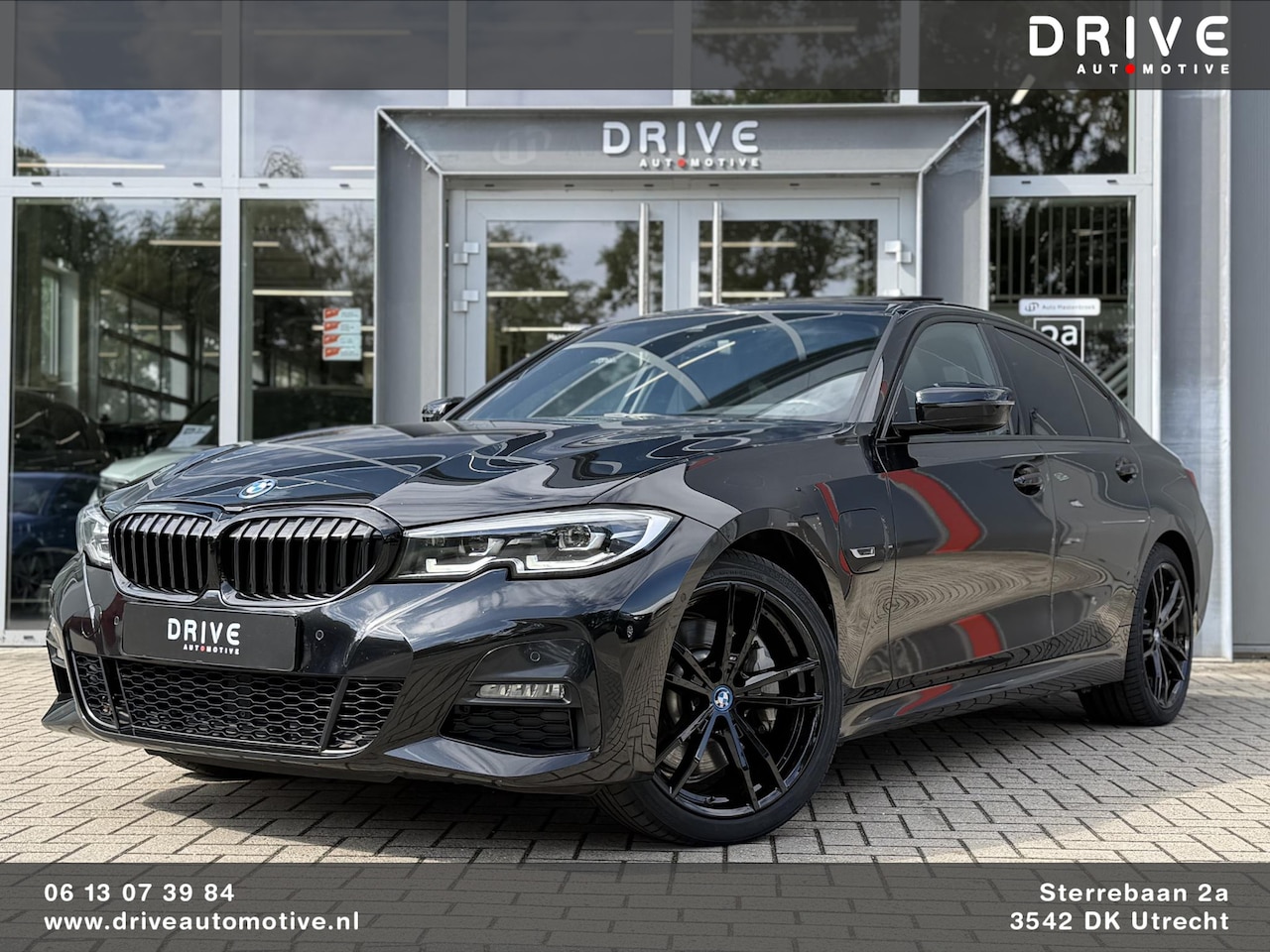 BMW 3-serie - 330e High Ex. M-Sport |Schuif/kantel|Leer|Trekhaak|19" - AutoWereld.nl
