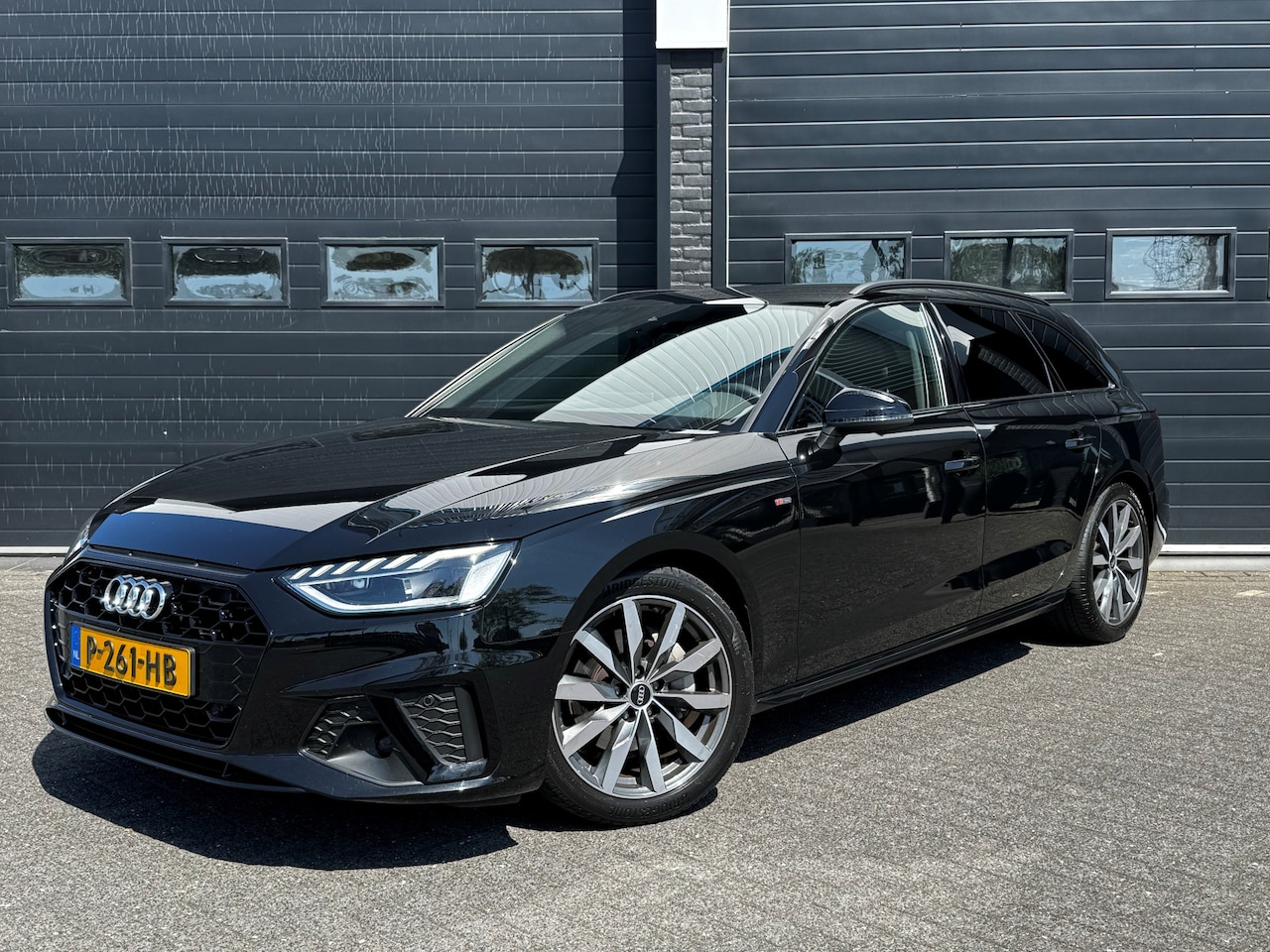 Audi A4 Avant - 40 TFSI 204PK S-Line edition Competition | Keyless | Navi | Carplay | NL-Auto | 29.900,- i - AutoWereld.nl