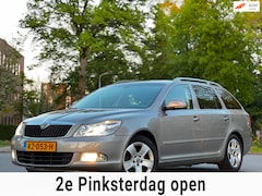 Skoda Octavia Combi - 1.8 TSI Elegance Business Line|AUT DSG|NAVI|PSENSOR|STOELVERW|XENON|BOEKJES|2XSLEUTELS