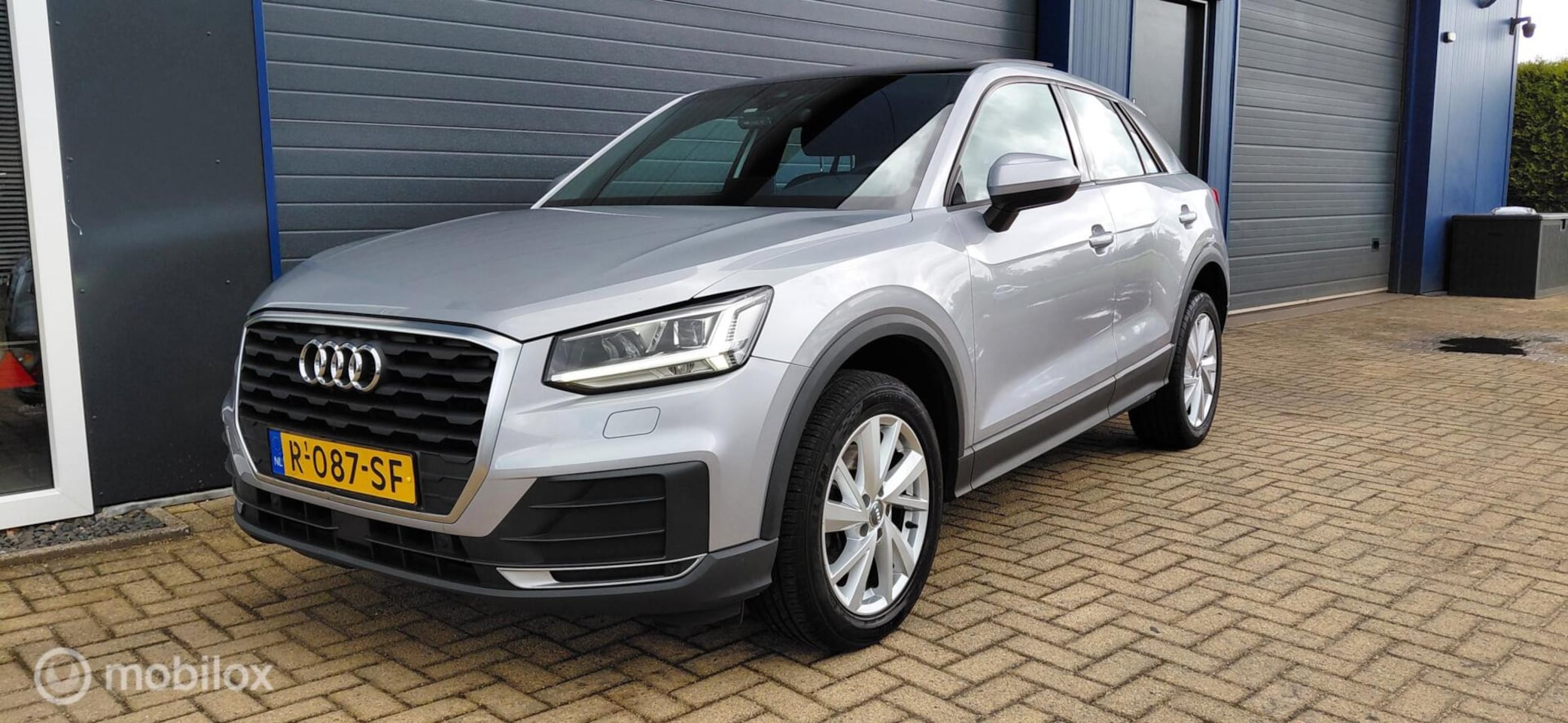AUDI Q2