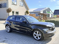 BMW 1-serie - 118d Corporate Business Line