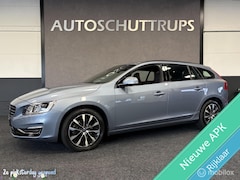 Volvo V60 - 2.0 D3 Summum LEDER / STOELVERW. / CLIMA / CRUISE / NAVI /