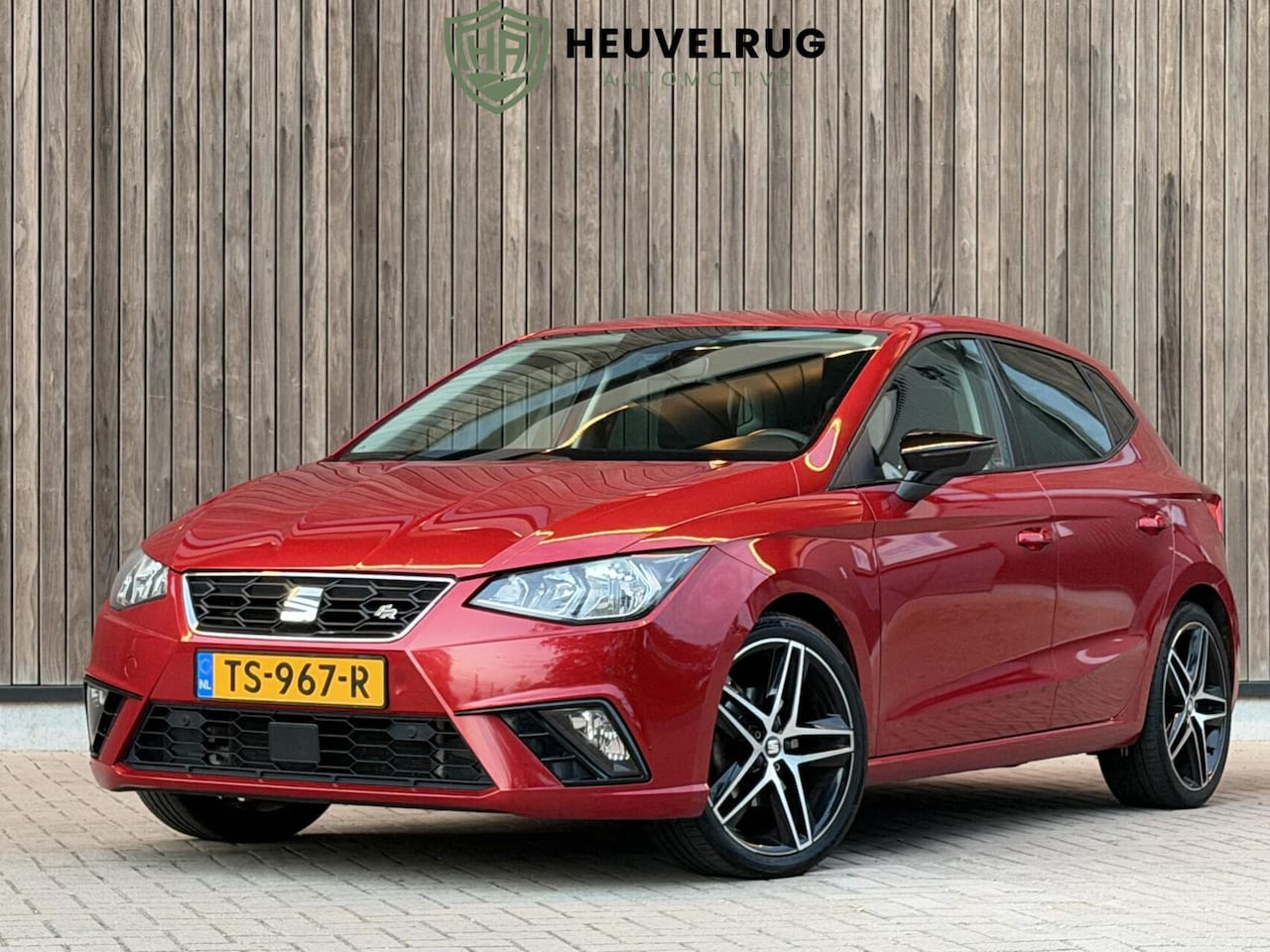 SEAT Ibiza - 1.0 TSI FR Business Intense | CAMERA | BEATS AUDIO - AutoWereld.nl