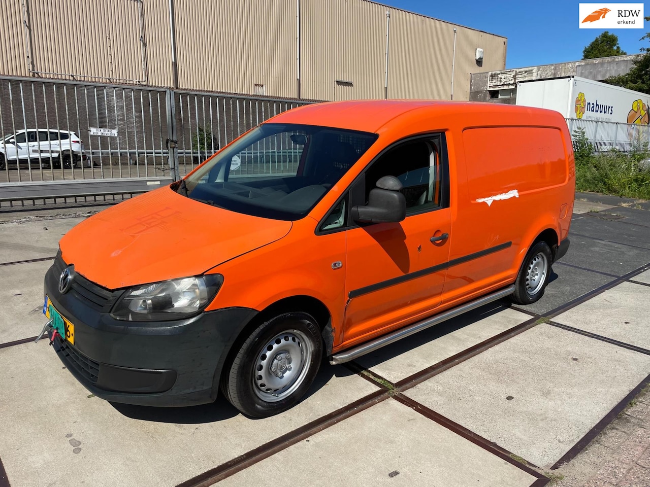 Volkswagen Caddy Maxi - 1.6 TDI Maxi!EURO 5!ELCKTRISH RAAM&SPIEGEL!BANDEN GOED!75KW&102PK!LANG CHASSIS!APK:05-10-2 - AutoWereld.nl