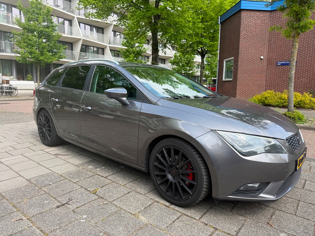 SEAT Leon - 1.6 TDI Style Ecomotive Cruise Climate - AutoWereld.nl