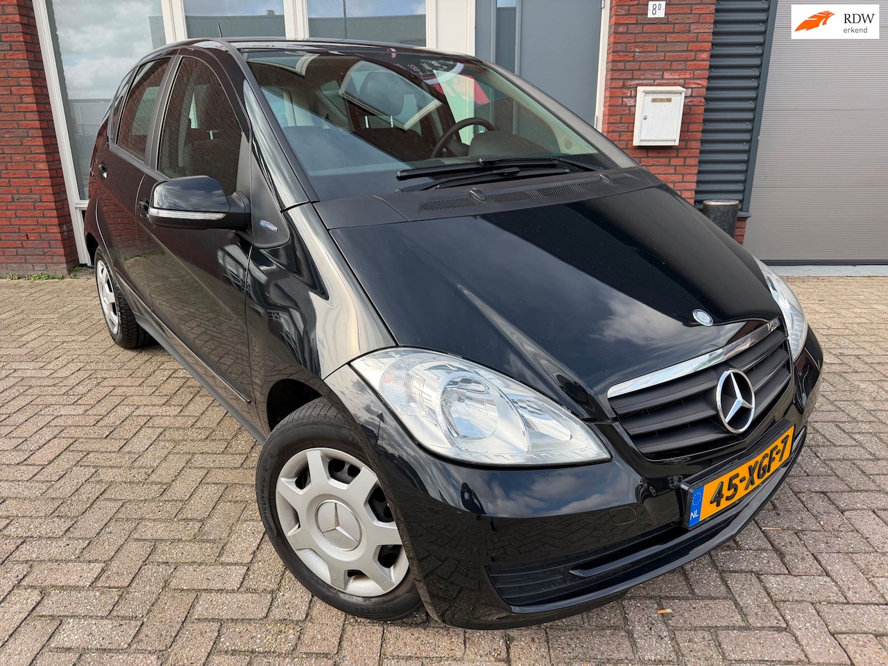 Mercedes-Benz A-klasse - 160 BlueEFFICIENCY Business Class / Airco / PDC / NAP - AutoWereld.nl