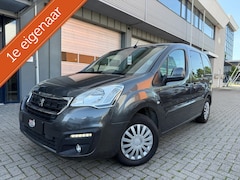Peugeot Partner MPV - 1.2 Benzine Trekhaak Navi Camera CarPlay