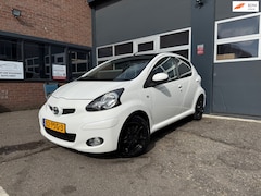 Toyota Aygo - 1.0-12V Dynamic Navigator