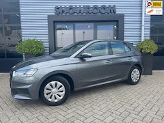 Skoda Fabia - 1.0 TSI Ambition Cruise|Apple Carpley|Dealer onderhouden