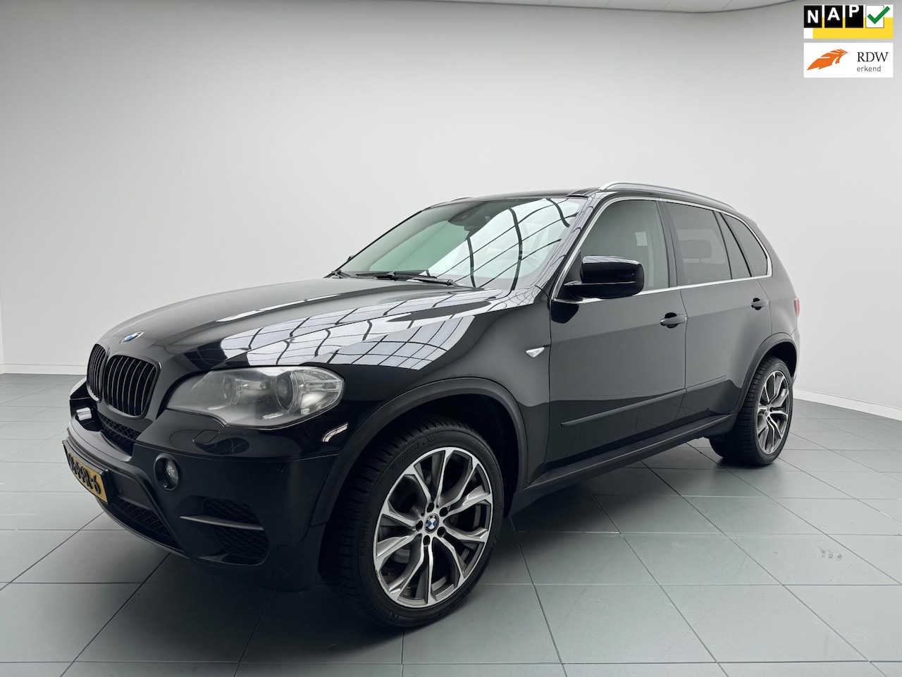 BMW X5 - XDrive30d Highline MOTOR SCHADE EXPORTPRIJS - AutoWereld.nl