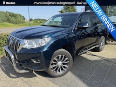 Toyota Land Cruiser Challenger - 2.8 D-4D-F Window Van Super Nette Auto, Pushbar/Sidebars, Trekhaak, Navigatie, Parkeersens