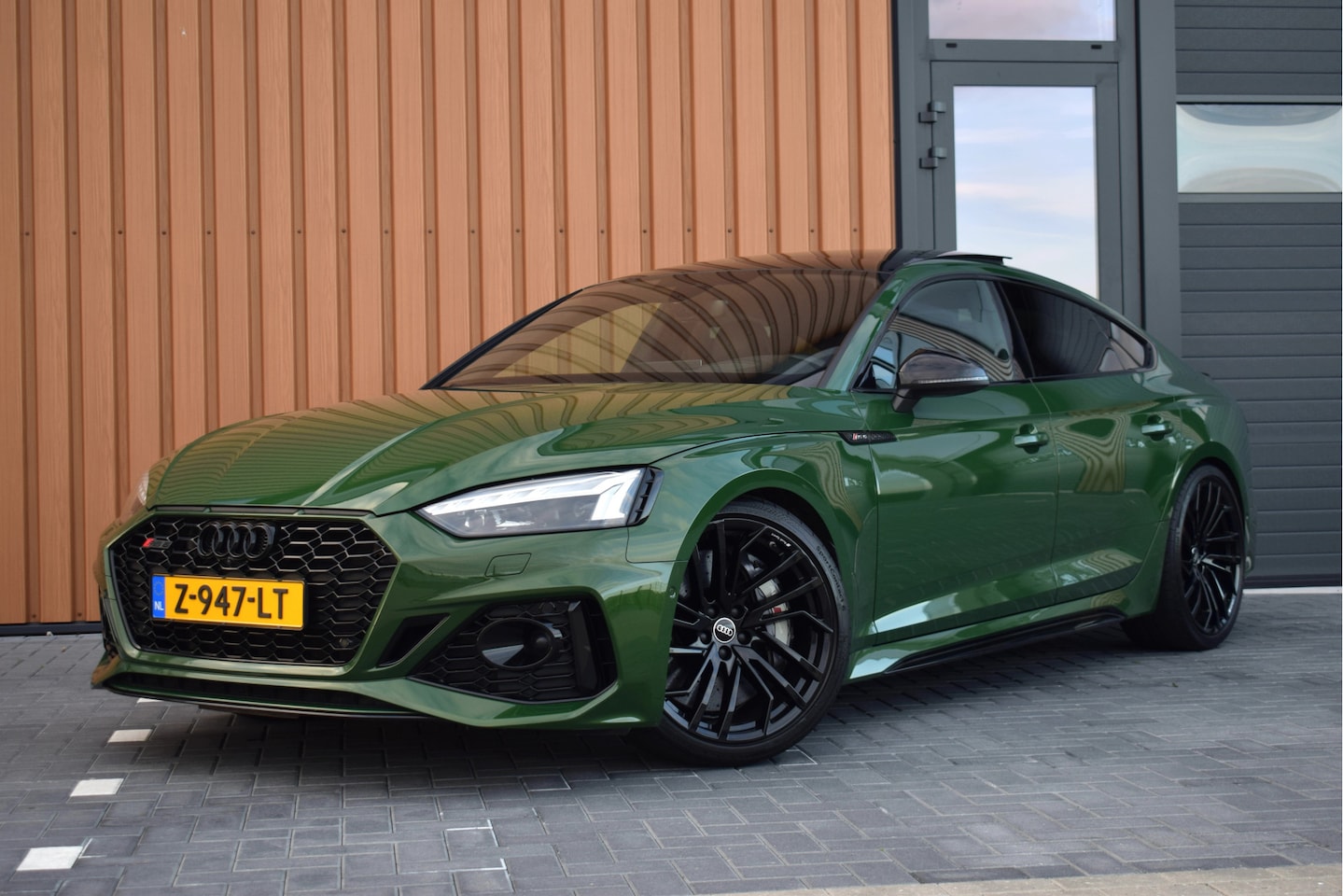 Audi RS5 - Sportback 2.9 V6 TFSI 450pk Quattro | Keramisch | Pano | HUD | B&O - AutoWereld.nl