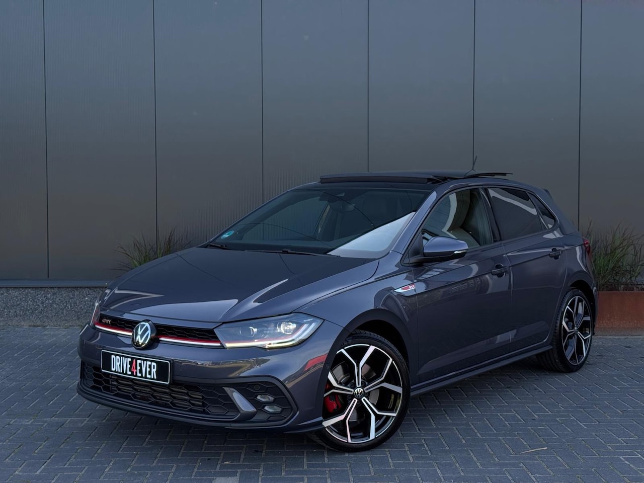 Volkswagen Polo - 2.0 TSI GTI M2025 FULL PANO NAVI CAMERA LEDER - AutoWereld.nl