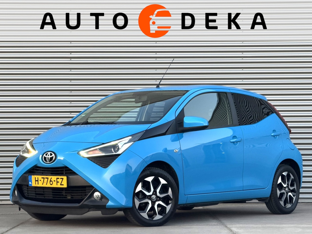 Toyota Aygo - 1.0 VVT-i x-cite *Camera*Klimaatreg.*Cruisecontr.* - AutoWereld.nl
