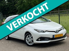 Toyota Auris Touring Sports - 1.8 Hybrid /Navi/Pano/Automaat/