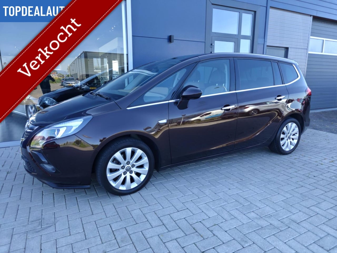 Opel Zafira Tourer - 1.4 Pano/Cruise/Trekhaak/Navi Luxe! - AutoWereld.nl
