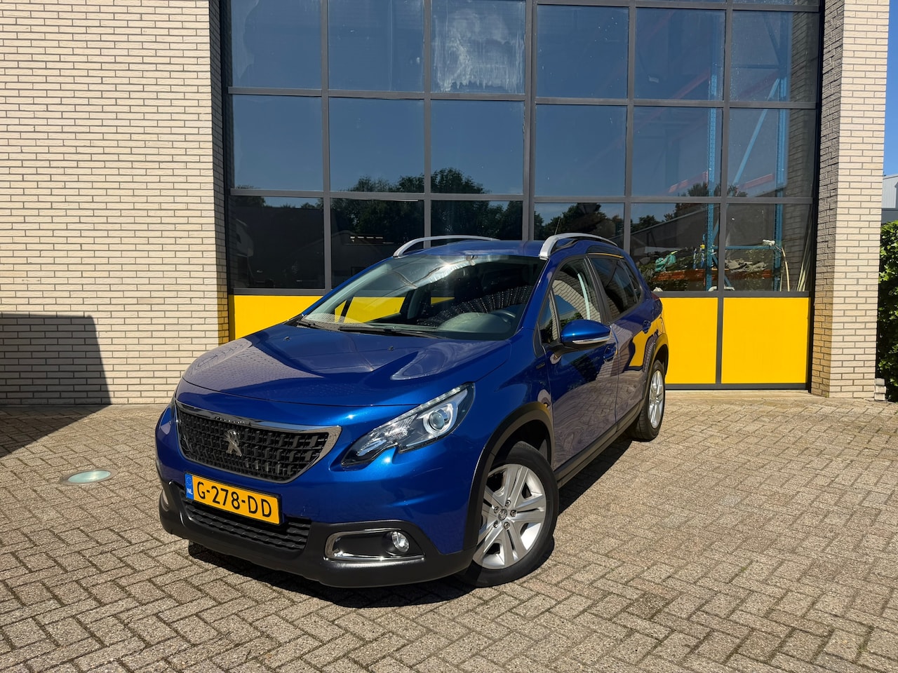 Peugeot 2008 - 110PK, Apple & android CarPlay, 4 seizoenenbanden - AutoWereld.nl