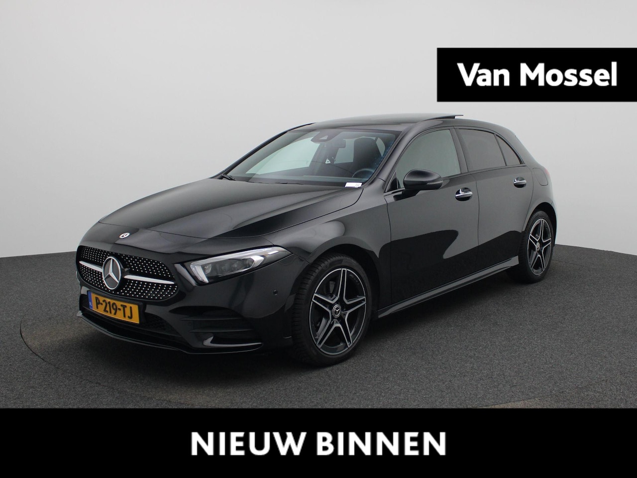 Mercedes-Benz A-klasse - 250 e Business Solution AMG Limited AUTOMAAT | PANORAMADAK | WIDESCREEN | AMBIANTE | SPORT - AutoWereld.nl