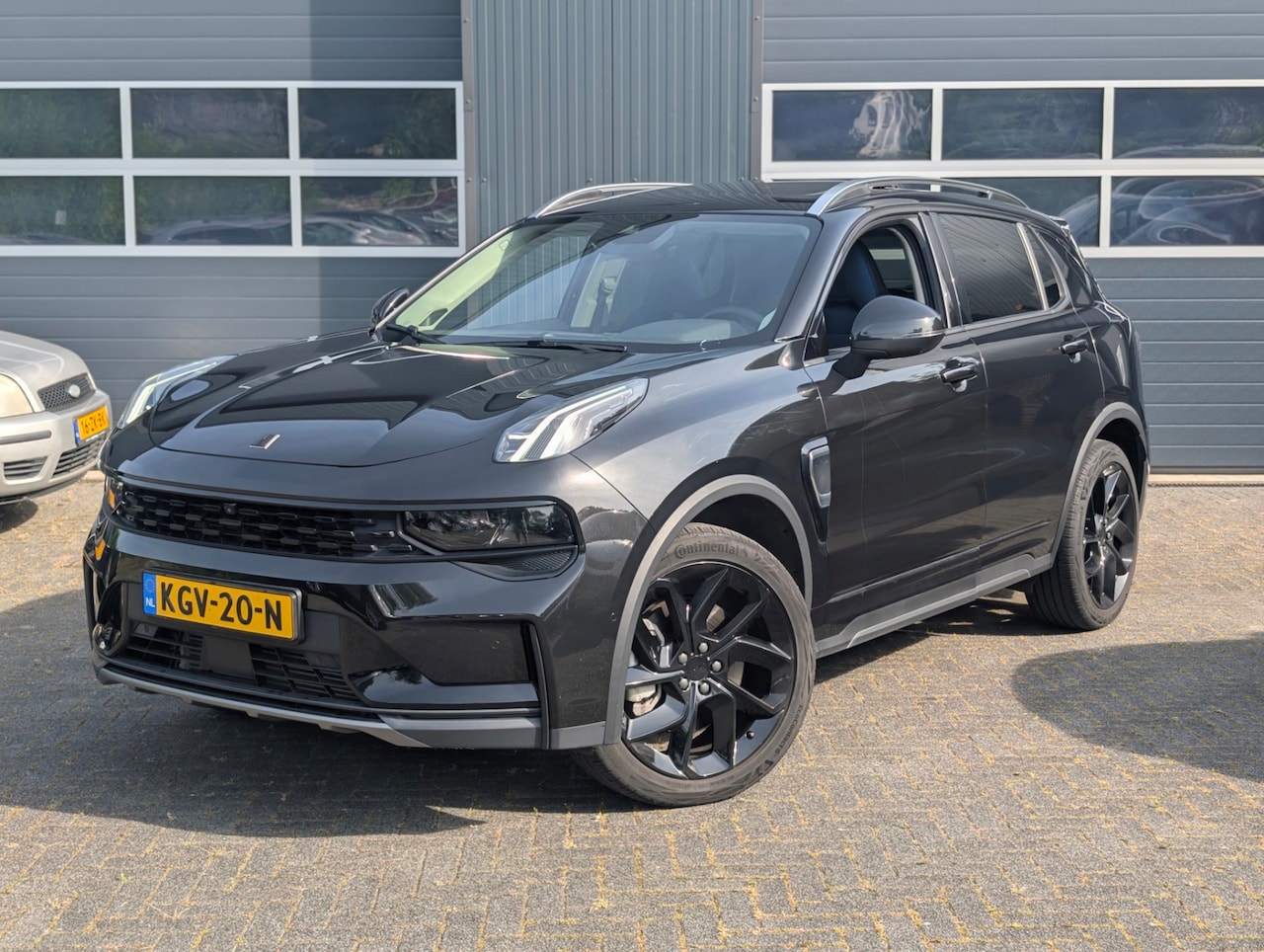 LYNK&CO LYNK & CO 01