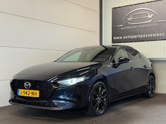 Mazda 3 - 3 2.0 e-SkyActiv-X M Hybrid 180 Luxury ACC, Apple Carplay, Achteruitrijcamera, Stoelverwar