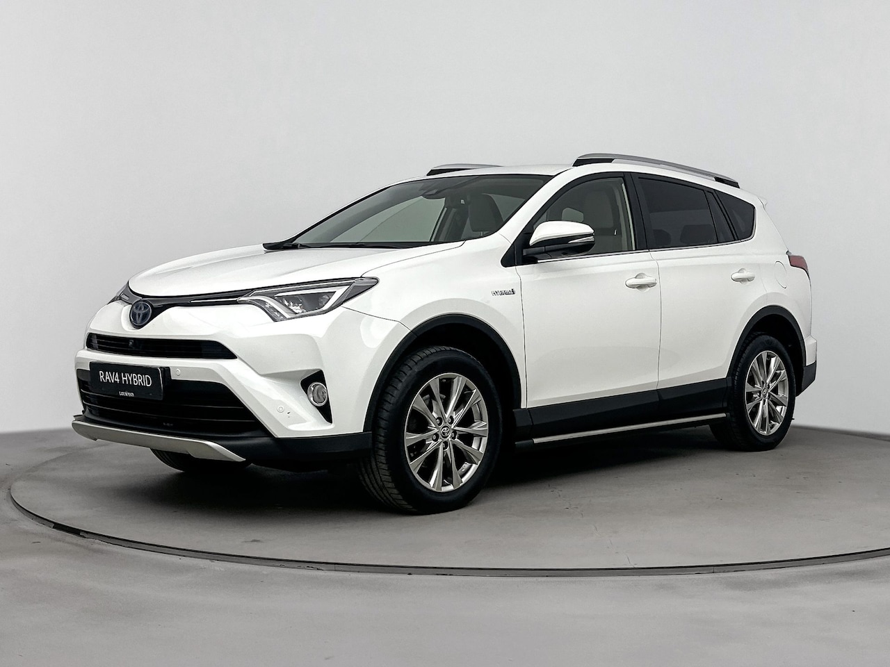 Toyota RAV4 - 2.5 Hybrid AWD Executive | JBL-Audio | 360° Camera | Onderweg-naar-dealer - AutoWereld.nl