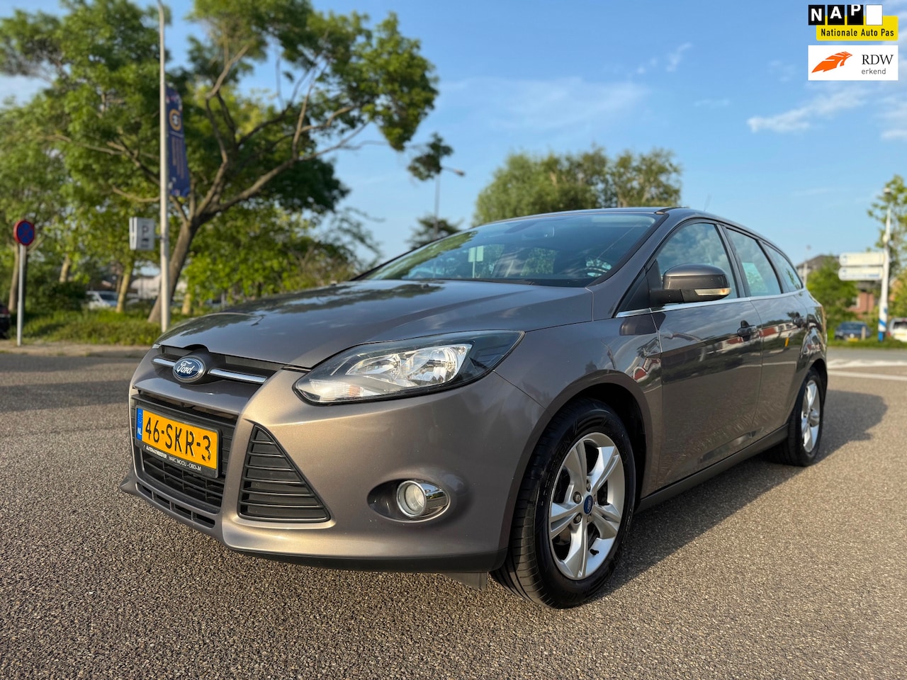 Ford Focus Wagon - 1.6 TI-VCT Trend / 1e.eigenaar / airco / cruise.control /elek.pakket / trekhaak / lmv / na - AutoWereld.nl