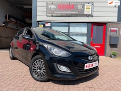 Hyundai i30 - 1.4i 16v Black Edition
