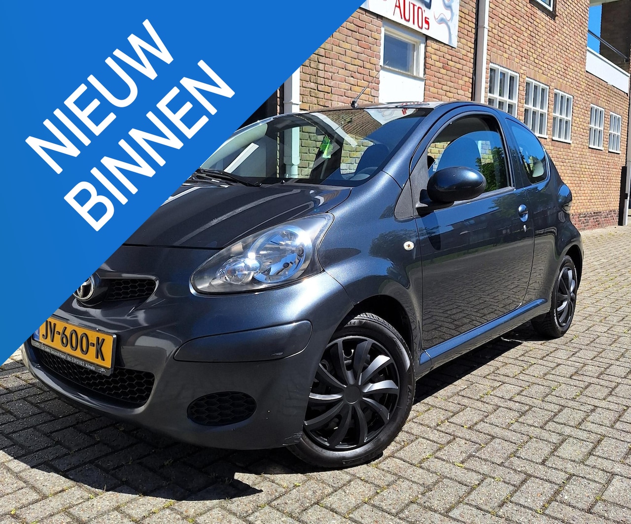Toyota Aygo - 1.0-12V Now 2011 Donker Grijs Met Airco Apk - AutoWereld.nl