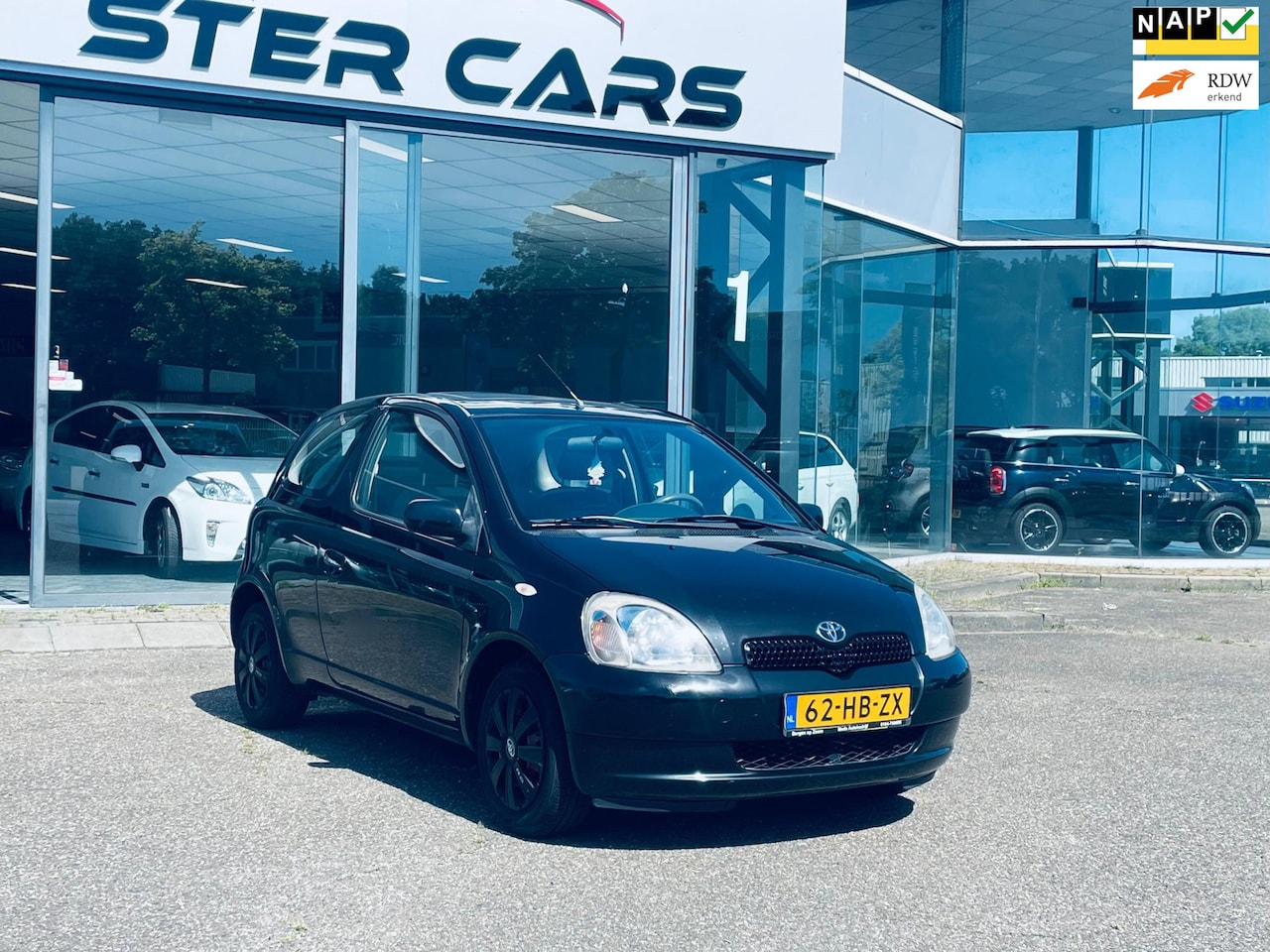 Toyota Yaris - 1.3-16V VVT-i Luna| Schuifdak| NAP|APK| - AutoWereld.nl